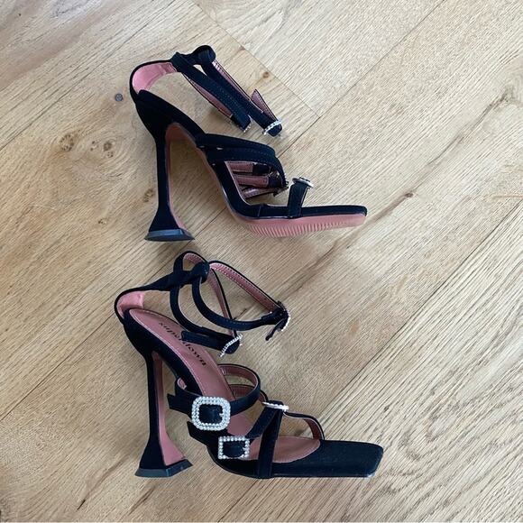 Superdown - Revolve Lawson Heel in Black - Picture 1 of 10